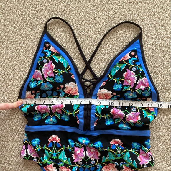 Nanette Lepore Floral One Piece Swimsuit Black Blue Size Small Cheeky LIKE NEW - Picture 5 of 10